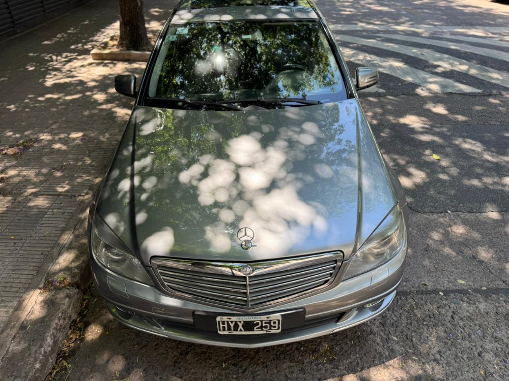 Mercedes-Benz C-Class Elegance — foto 10